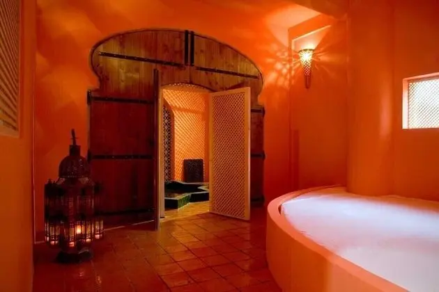 Deluxe Üç Kişilik Oda