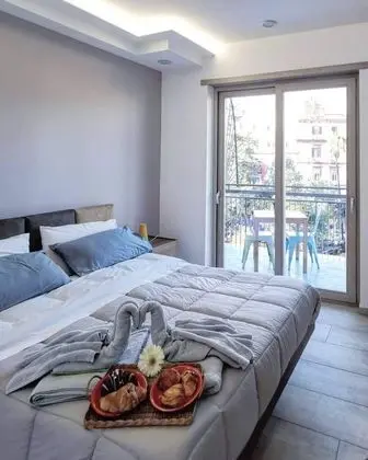 Tek Büyük Yataklı Oda, Balkon