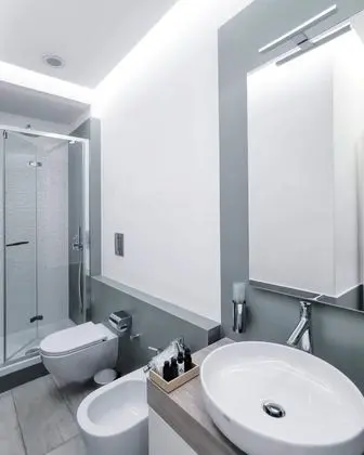 Üç Kişilik Oda, Balkon