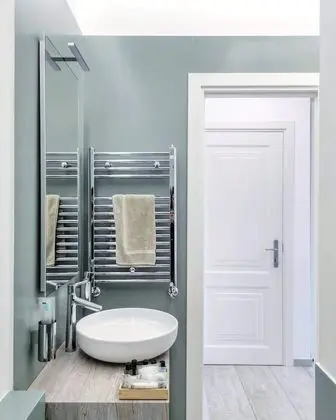 Üç Kişilik Oda, Balkon