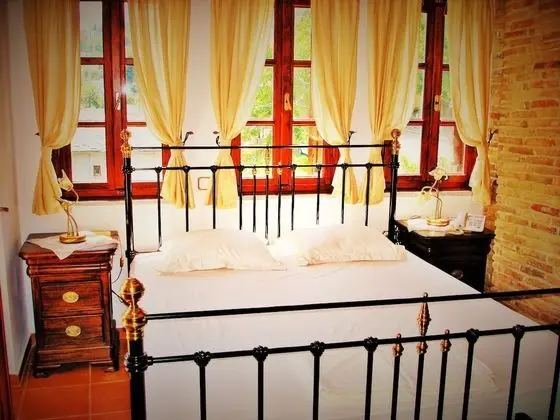 Tek Büyük Yataklı Oda, Balkon, Deniz Manzaralı