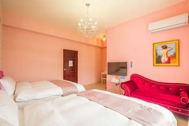 Deluxe Dört Kişilik Oda