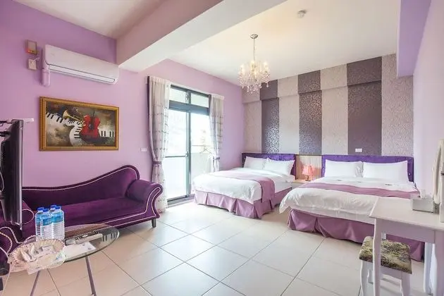 Deluxe Dört Kişilik Oda