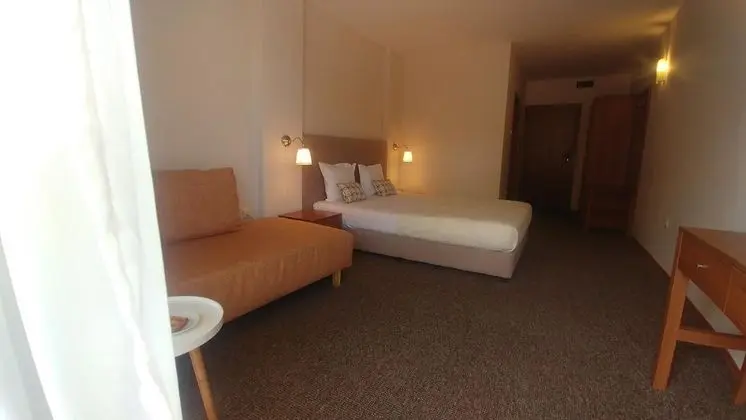 Standard Üç Kişilik Oda, Balkon