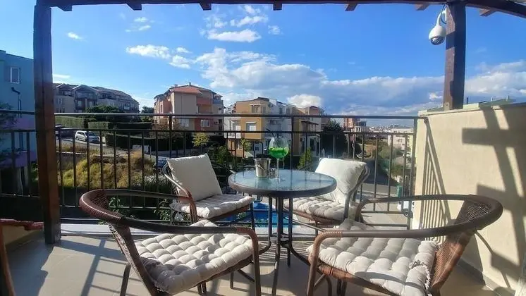 Standard Üç Kişilik Oda, Balkon