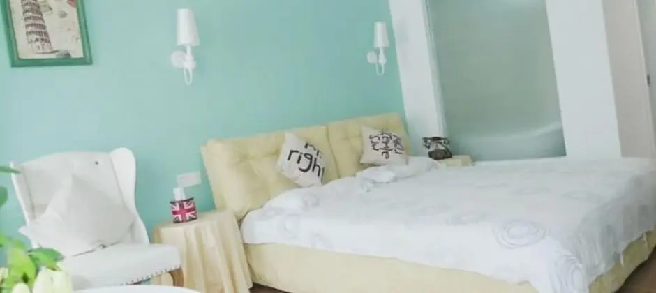 Deluxe Tek Büyük Yataklı Oda