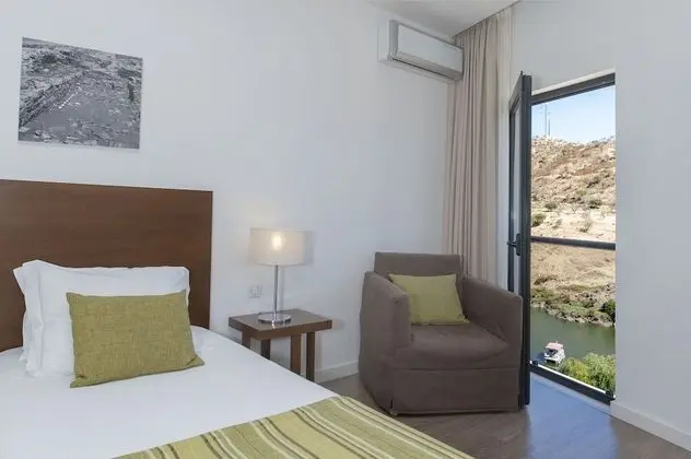 Comfort Tek Büyük veya İki Ayrı Yataklı Oda, Nehir Manzaralı