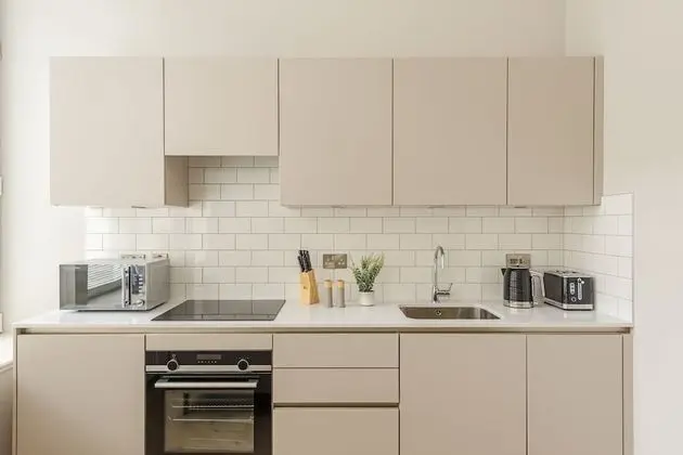 Superior Apart Daire, Avlu Manzaralı