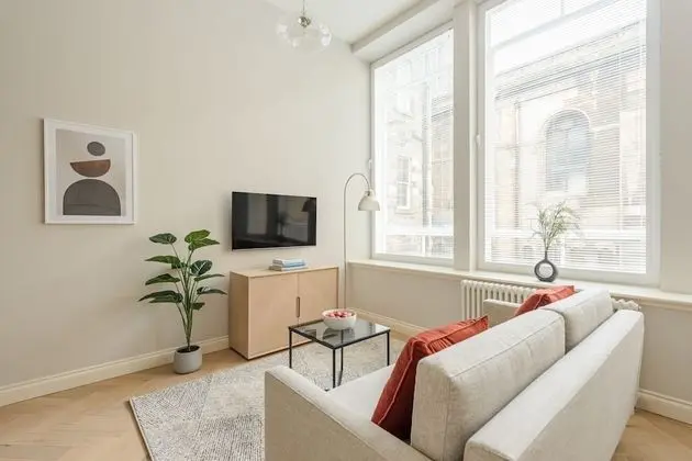 Superior Apart Daire, Avlu Manzaralı
