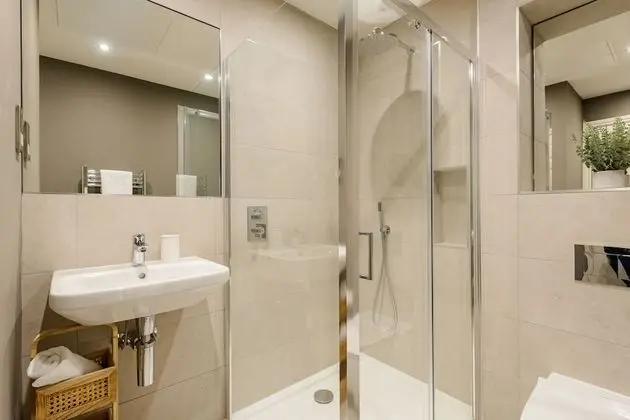 Superior Apart Daire, Avlu Manzaralı
