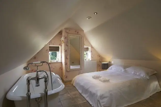 Deluxe Kır Evi, Birden Çok Yatak