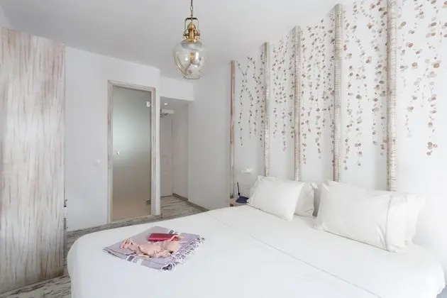 Design Tek Büyük Yataklı Oda