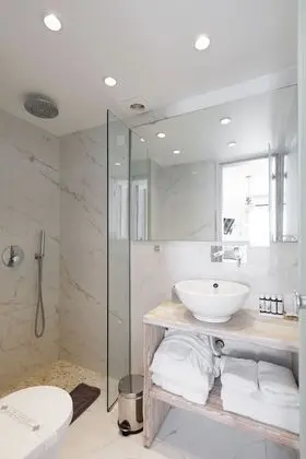 Design Tek Büyük Yataklı Oda
