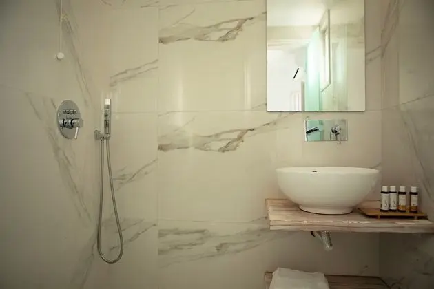 Design Tek Büyük Yataklı Oda