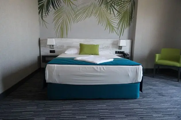 https://images.etstur.com/imgproxy/resize/2560x1440/files/images/hotelImages/etsrooms/426/Otel_Musho_20240816160745_6.jpeg