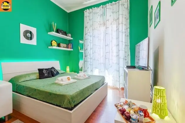 Comfort Tek Büyük Yataklı Oda, Ortak Banyo