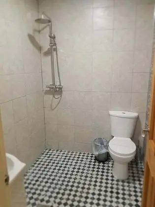 Kır Evi, 1 Büyük (Queen) Boy Yatak ve Çekyat