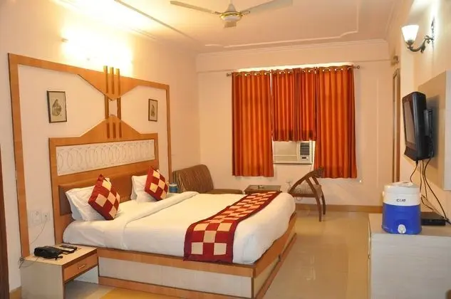 Super Deluxe Room