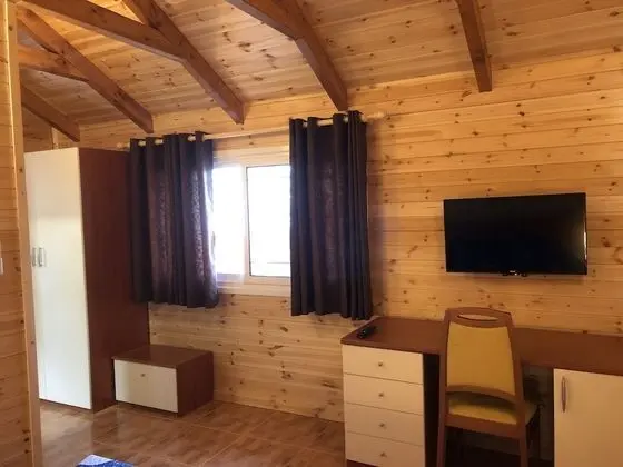 Basic Ev, Birden Çok Yatak, Sigara İçilmez, Göl Manzaralı