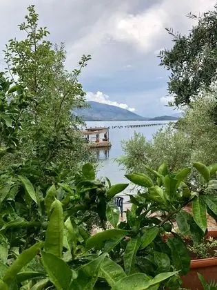 Basic Ev, Birden Çok Yatak, Sigara İçilmez, Göl Manzaralı