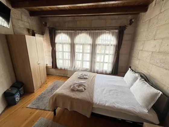 Çift Kişilik, Şehir Manzaralı