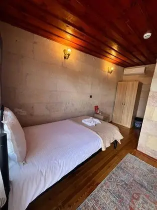 Tek Kişilik, Şehir Manzaralı