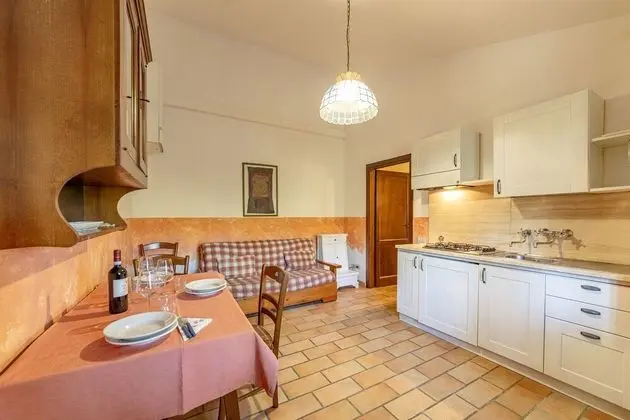 Family Apart Daire, Birden Çok Yatak, Bahçeli (Mustard apt. with shared pool)