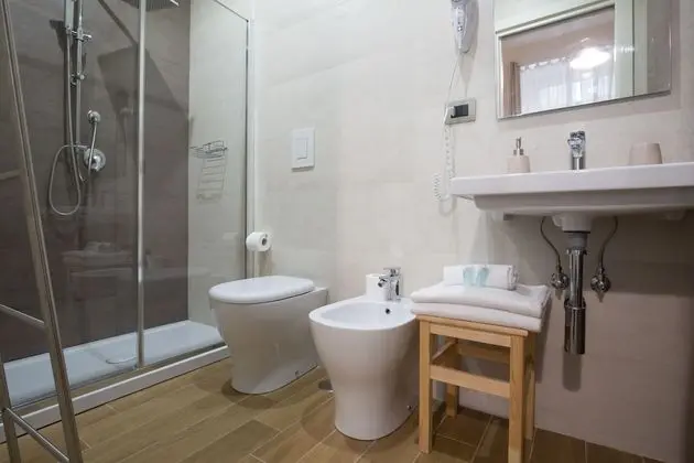 Deluxe Tek Büyük Yataklı Oda, Balkon, Şehir Manzaralı