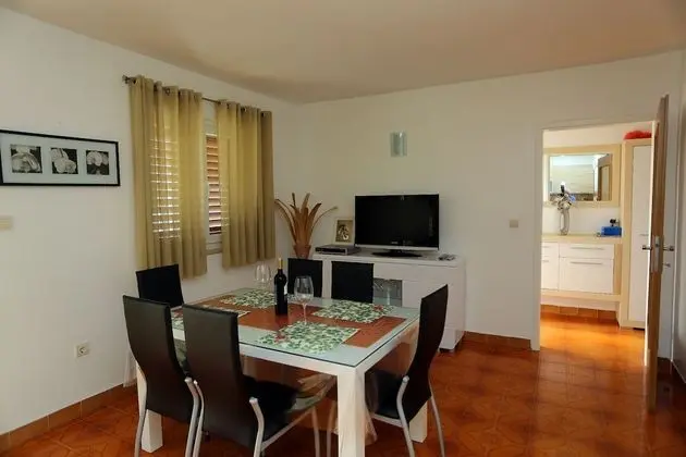 Apart Daire (Mut - 250 m from beach - A1(4))