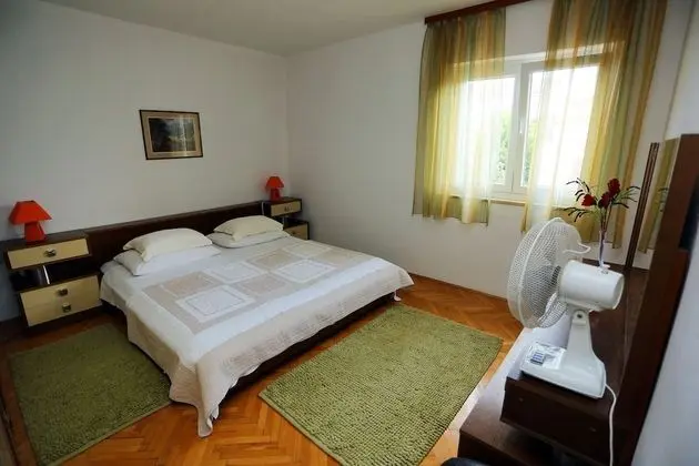 Apart Daire (Mut - 250 m from beach - A1(4))