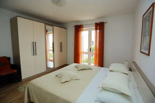 Apart Daire (Mut - 250 m from beach - A1(4))
