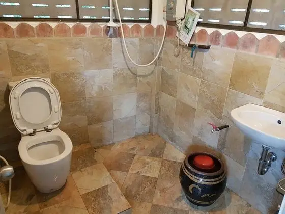 Basic Tek Büyük veya İki Ayrı Yataklı Oda