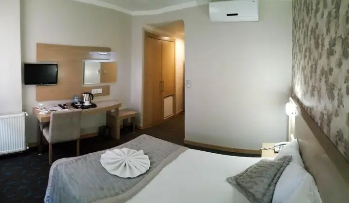 Standart Oda, Şehir Manzaralı
