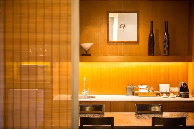 1-Bedroom Suite with Private Pool