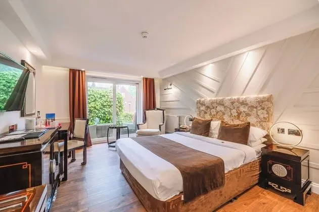 Basic Tek Büyük Yataklı Oda