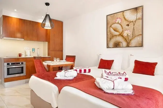 Deluxe Room, Terrace Sea or Pool View ( 2 Pax)