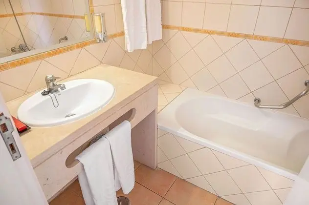 Deluxe Room, Terrace Sea or Pool View ( 2 Pax)