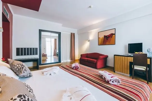 Deluxe İki Ayrı Yataklı Oda, Deniz Manzaralı (2+1)