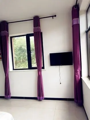 Tek Büyük Yataklı Oda, Dağ Manzaralı