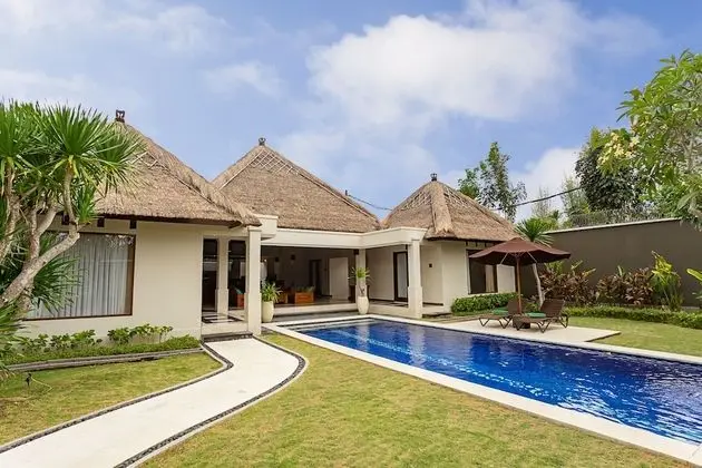 Villa, 4 Yatak Odası, Kişiye Özel Havuzlu