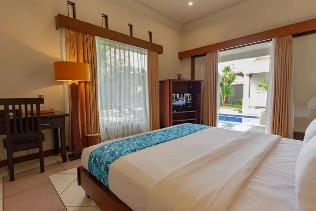 Villa, 4 Yatak Odası, Kişiye Özel Havuzlu