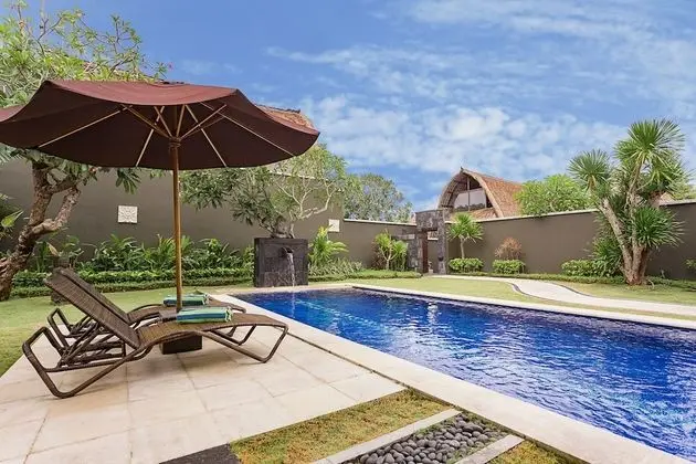 Villa, 4 Yatak Odası, Kişiye Özel Havuzlu