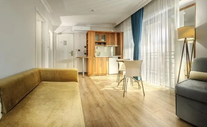 1+1 Apart Daire, Şehir Manzaralı