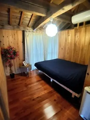 Ev (Private Vacation)
