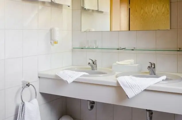 Classic Tek Büyük Yataklı Oda