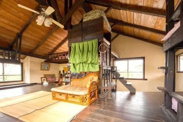 Ev, Ek Bina (Private Vacation, Bungalow)