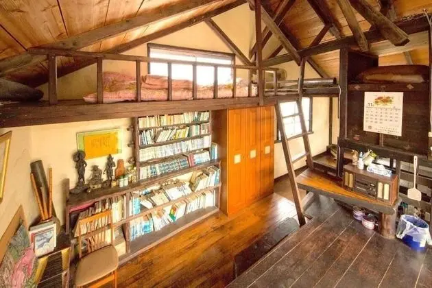 Ev, Ek Bina (Private Vacation, Bungalow)