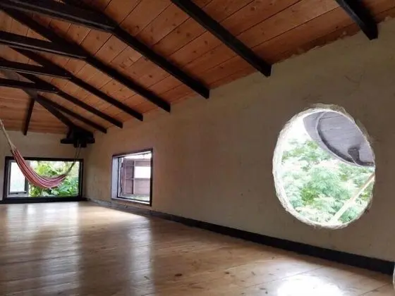 Kır Evi (2F)
