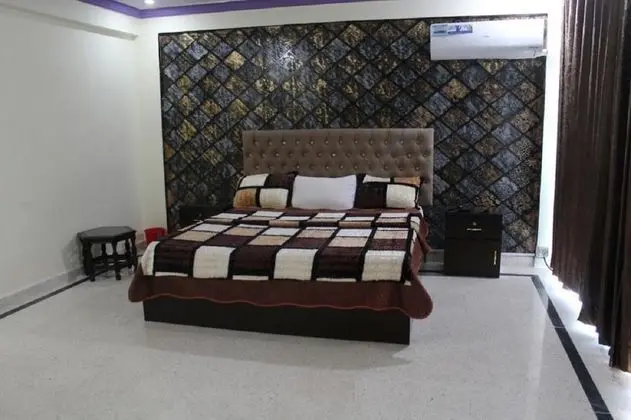 Vip Room