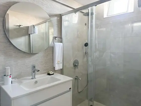 Balkonlu Superior Oda, Bahçe Manzaralı, Balkonlu